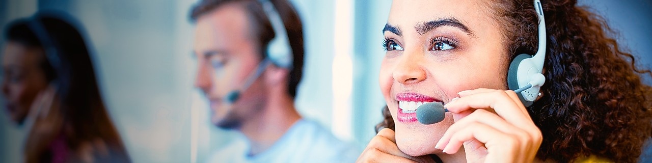 women in call centre