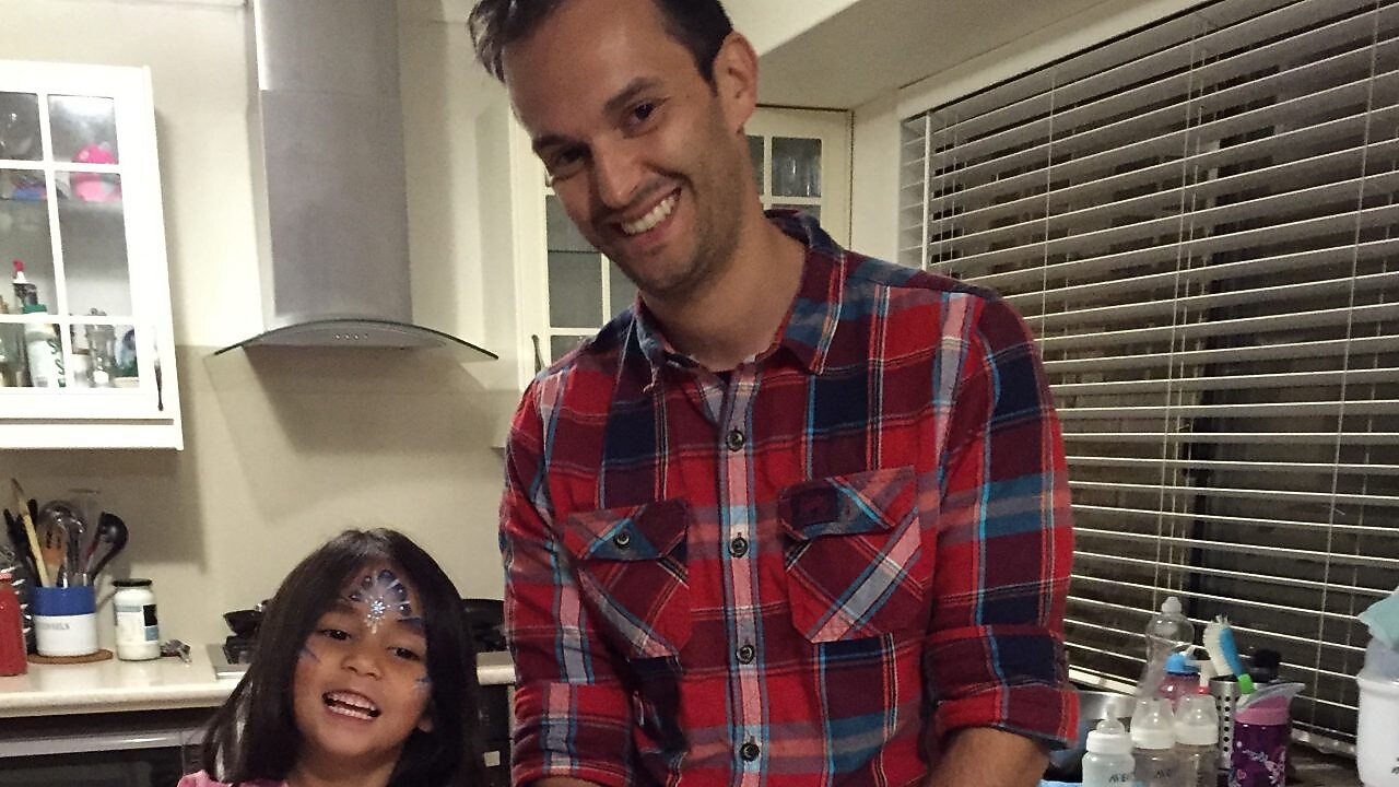 shell luis flores parental leave with his daughter