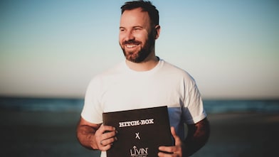 Ian hitchbox