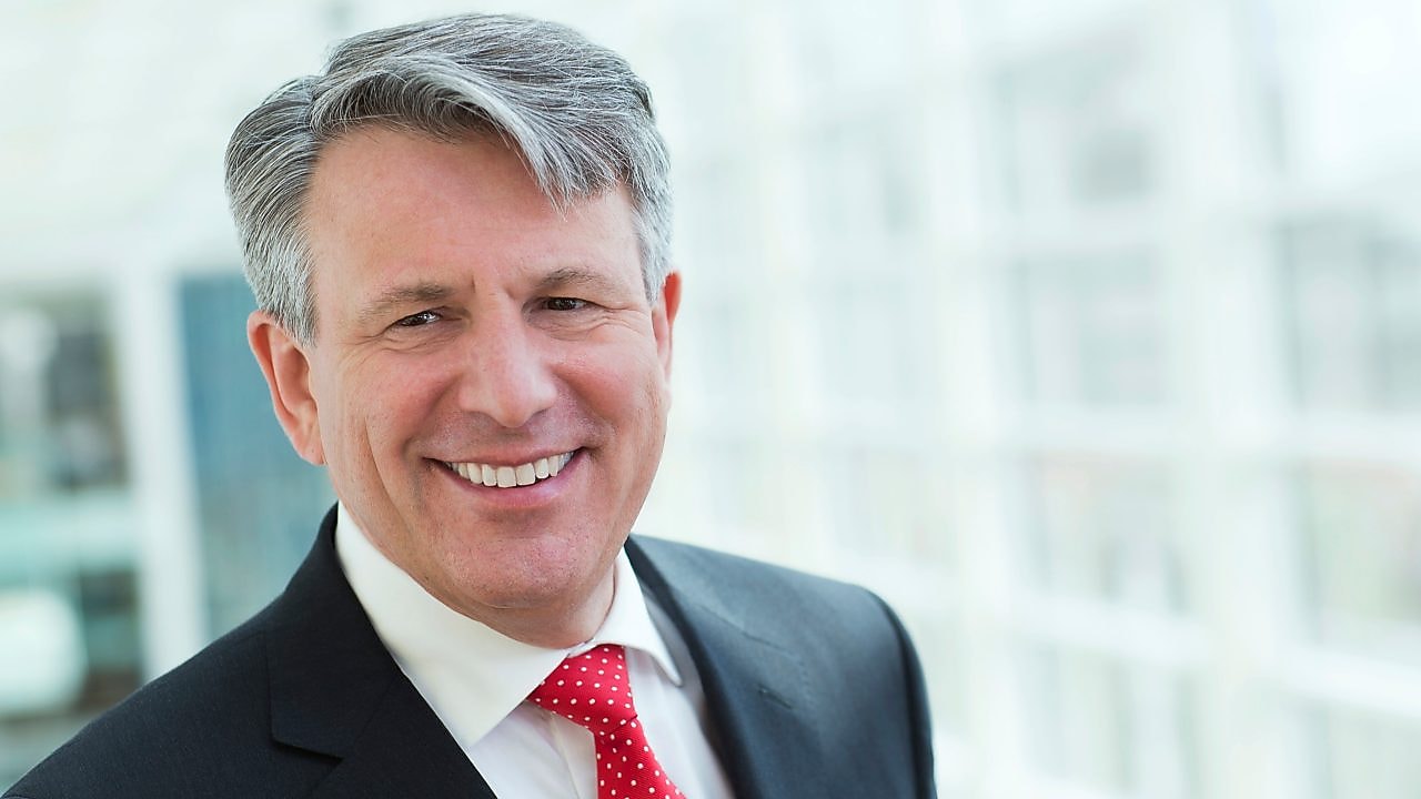 Smiling photo of Shell CEO, Ben van Beurden