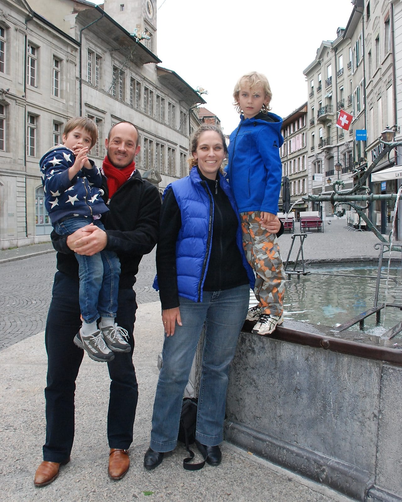 Kylie together with her family