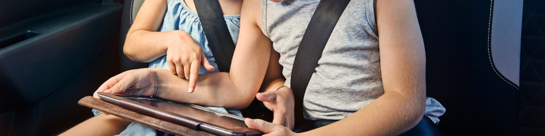 5 tips for surviving holiday traffic while still feeling merry