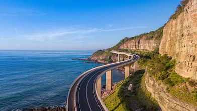 Scenic and sunny day on the Sea Cliff Bridge
