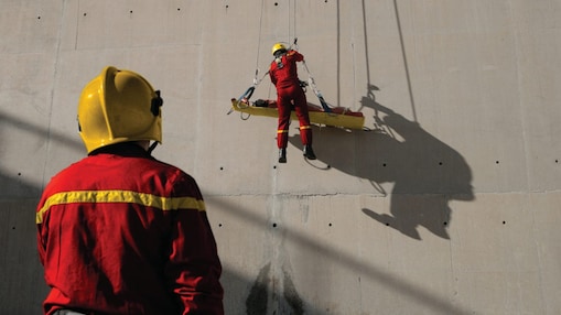 HSSE rescue training exercise at a refinery