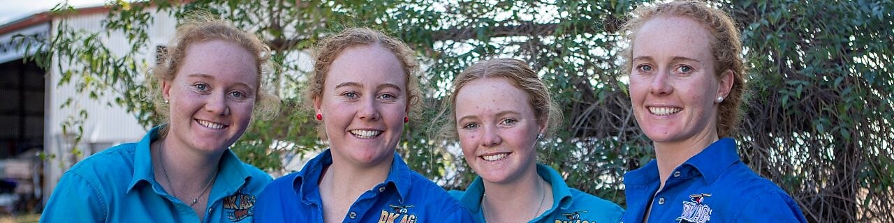 Four daughters image